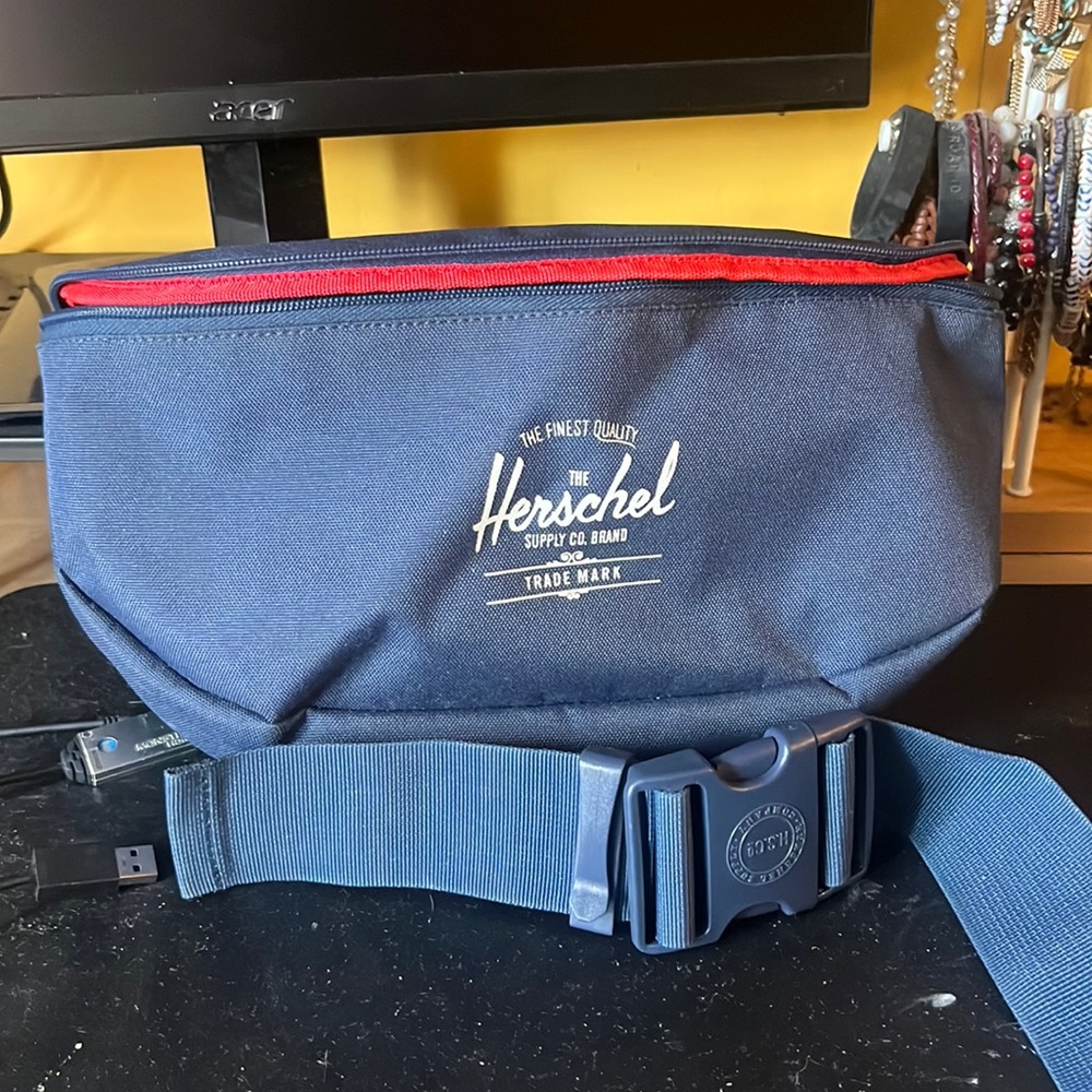 Herschel Navy Fanny pack/side bag